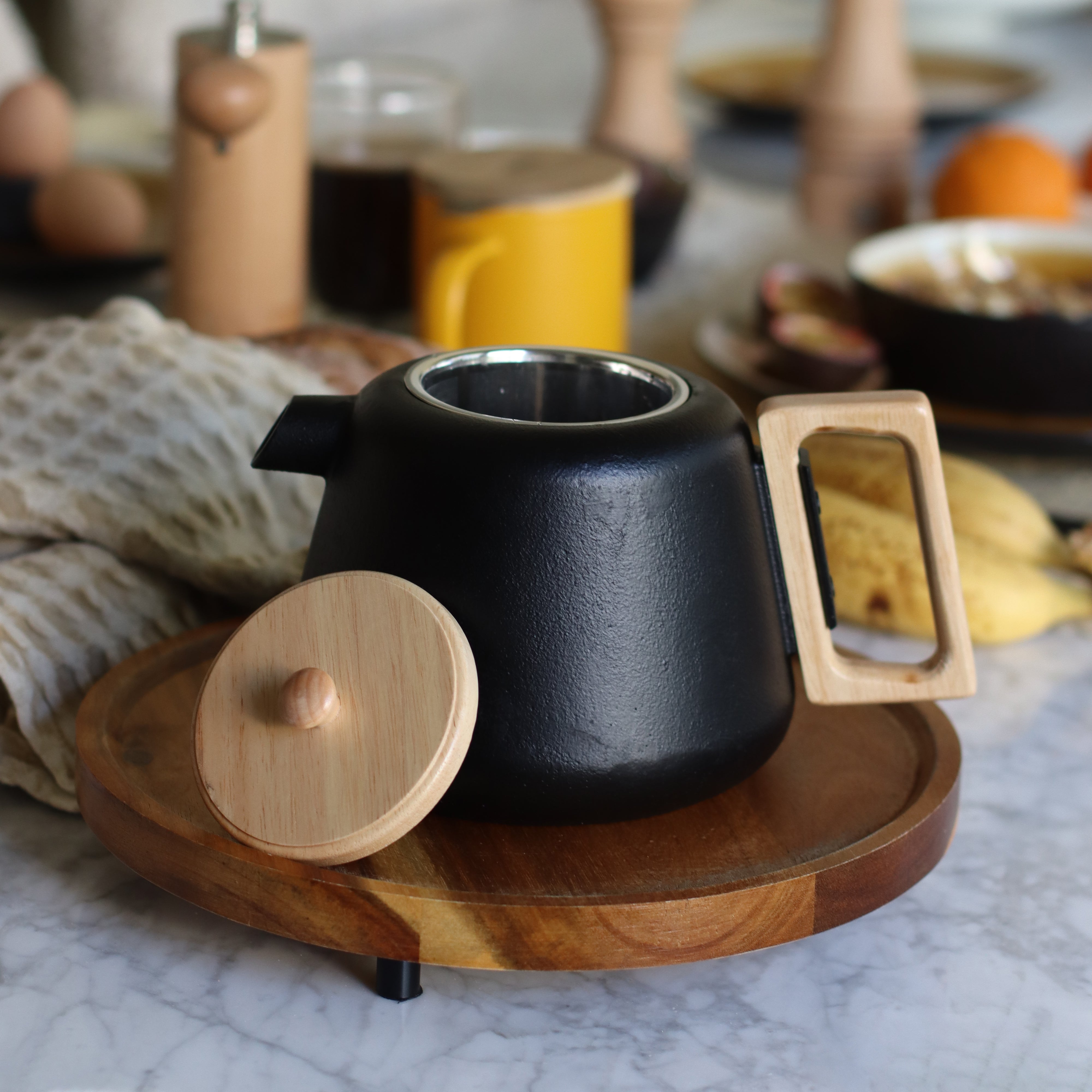 Théière en fonte 1 l avec fitre inox octo Trend Up | La Redoute Théière en fonte 1 l avec fitre inox octo Trend Up | La Redoute